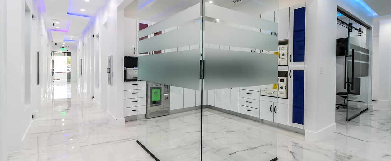 DENTAL DESIGN SMILE Banner img